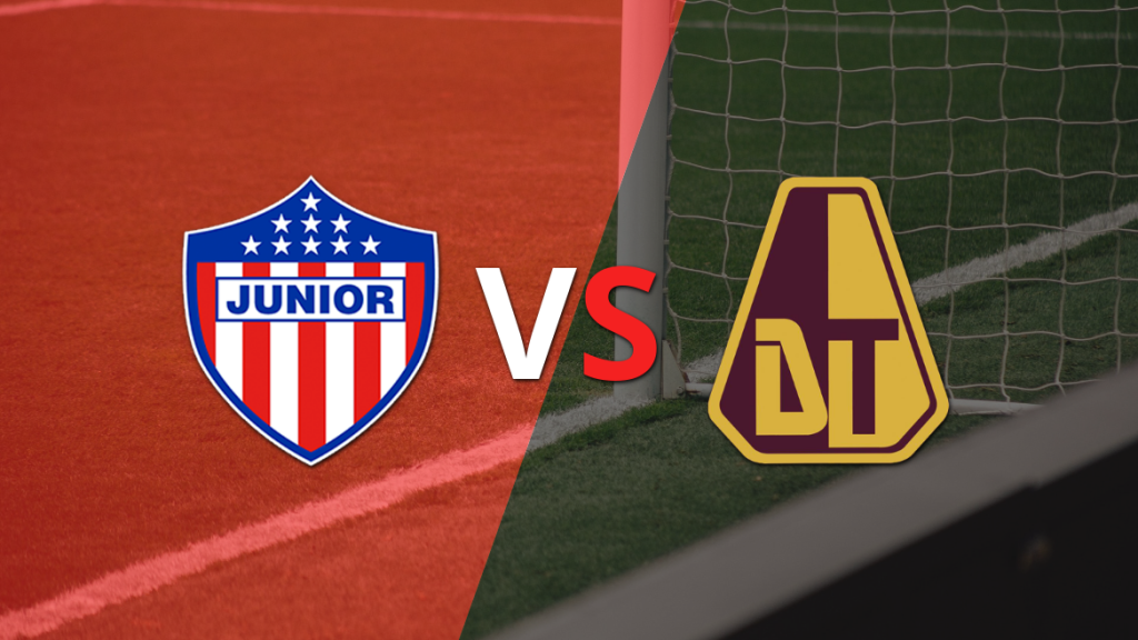 Junior v Tolima